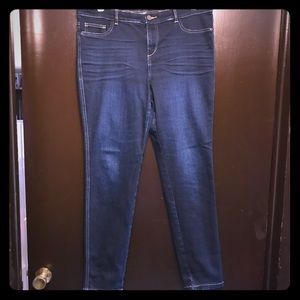 Size 16 Dark denim Legging.